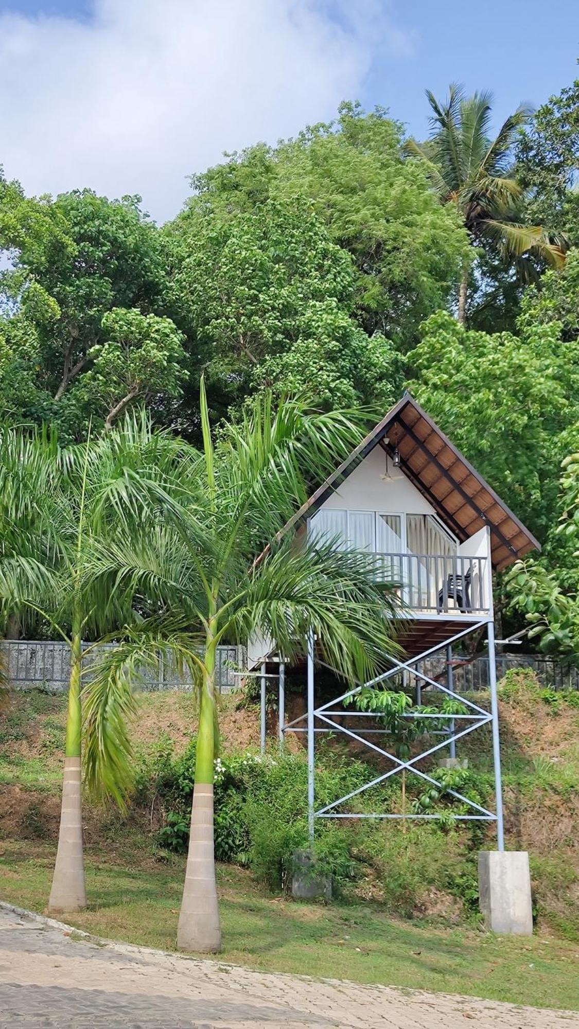 Ripples Backwater Resort, 科兰 外观 照片